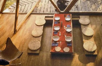 与客户共建个联合创新中心几位哲学家在马路......《华为学习之法》摘录